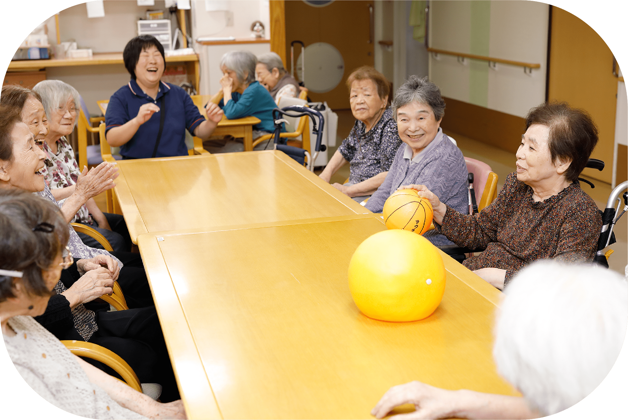 画像：介護付きホーム風景